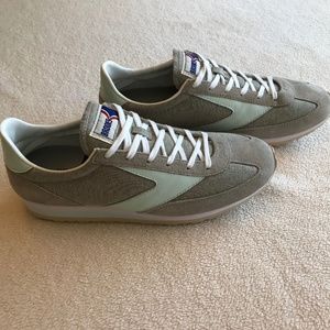 Brooks women's running shoe